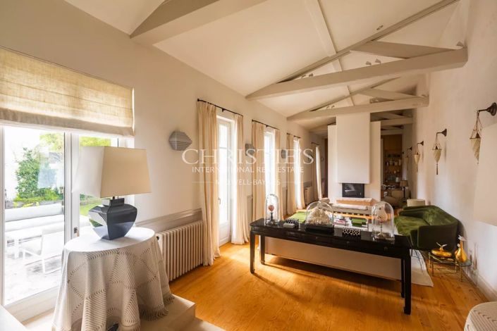 Image No.17-5 Bed House for sale