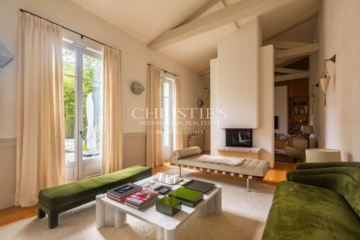 Image No.18-5 Bed House for sale