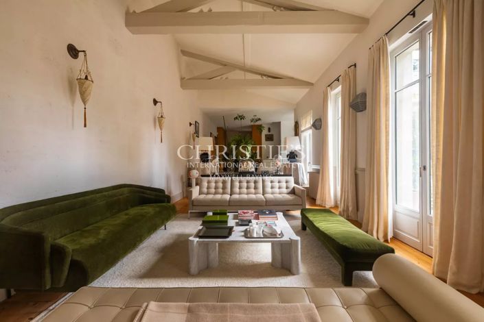 Image No.20-5 Bed House for sale
