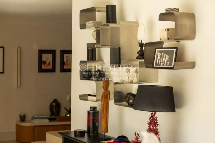 Image No.50-5 Bed House for sale