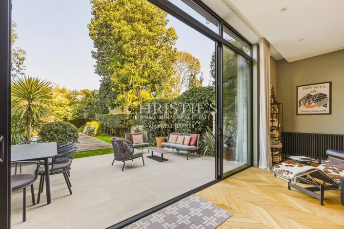 Image No.17-7 Bed House for sale