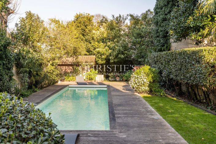 Image No.19-7 Bed House for sale