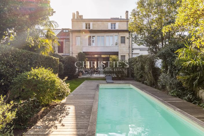 Image No.20-7 Bed House for sale