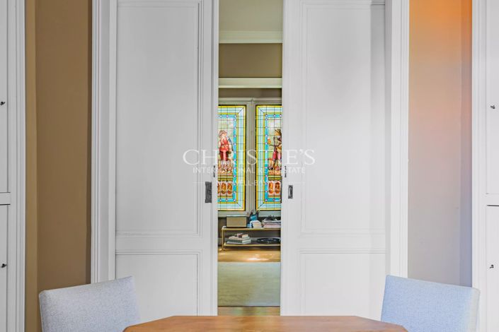Image No.7-6 Bed House for sale