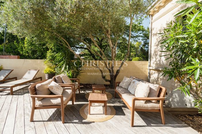 Image No.4-5 Bed House for sale