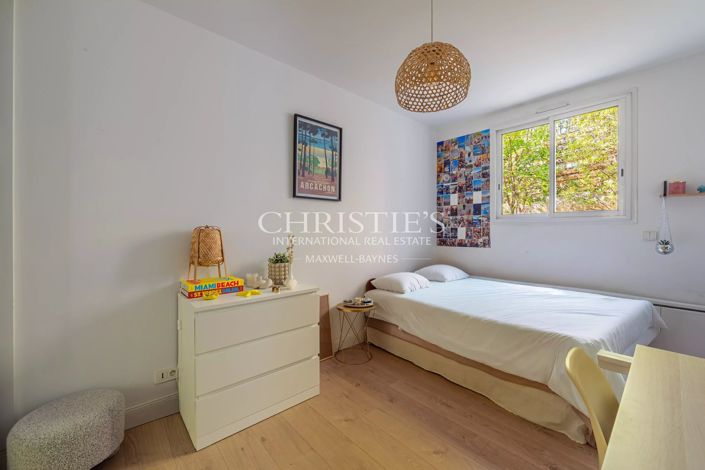 Image No.13-3 Bed Apartment for sale