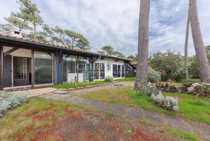 Image No.5-5 Bed House for sale