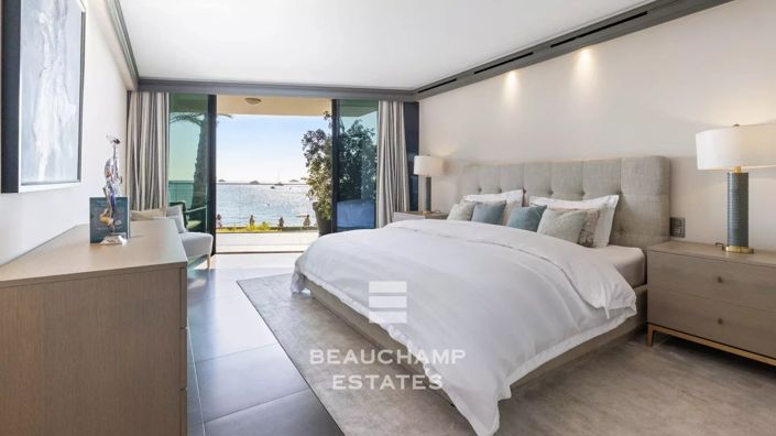 Image No.8-6 Bed Apartment for sale