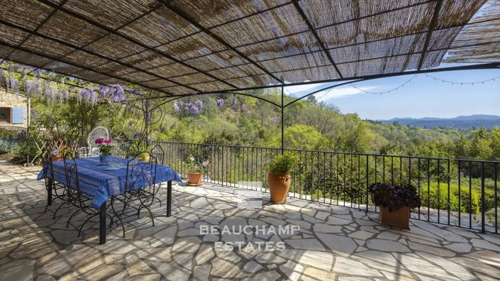 Image No.7-9 Bed House for sale