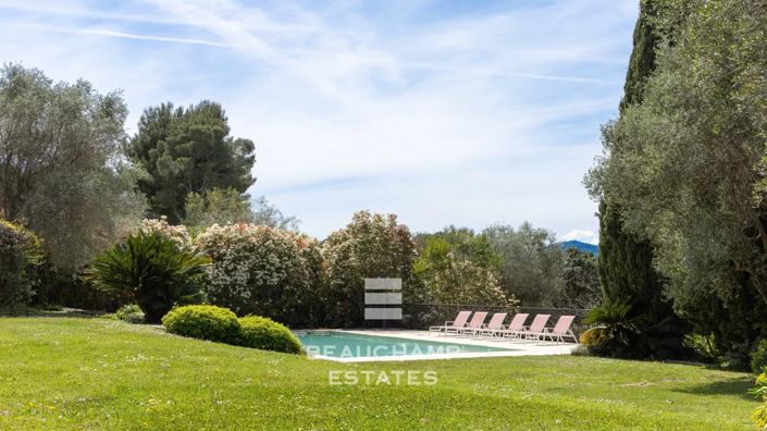 Image No.4-5 Bed House for sale