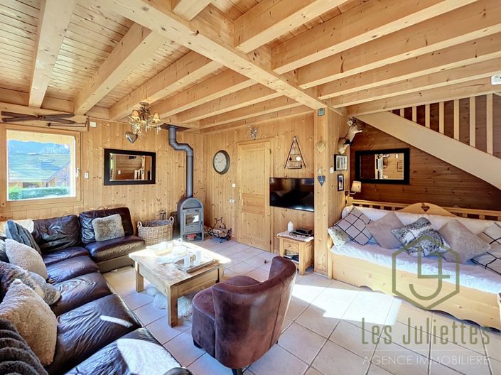 Image No.2-4 Bed House for sale