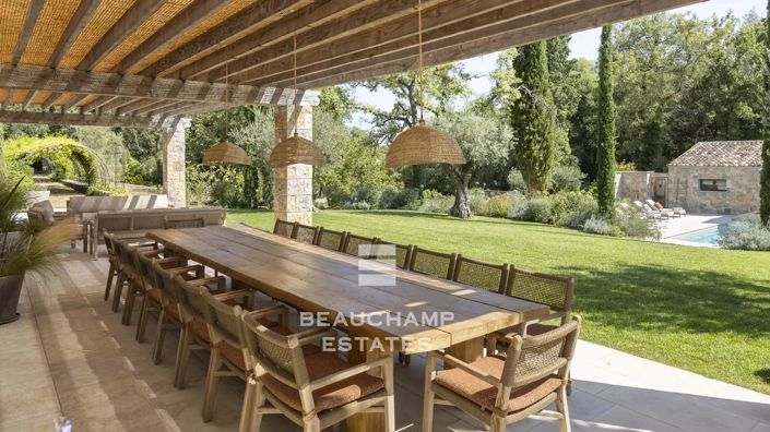 Image No.9-12 Bed House for sale