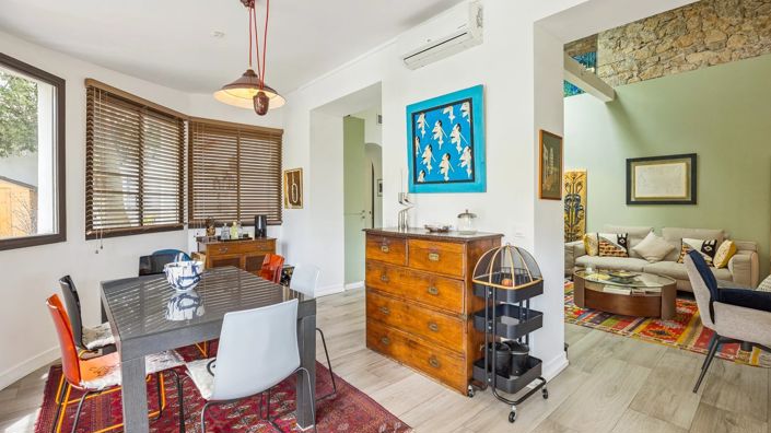 Image No.5-2 Bed House for sale