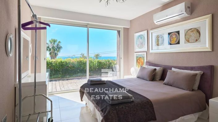 Image No.6-5 Bed House for sale