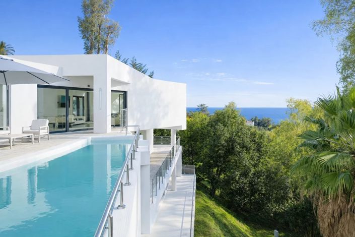 Image No.2-6 Bed House for sale