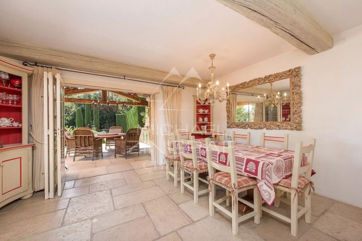 Image No.5-4 Bed House for sale