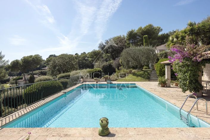 Image No.3-6 Bed House for sale