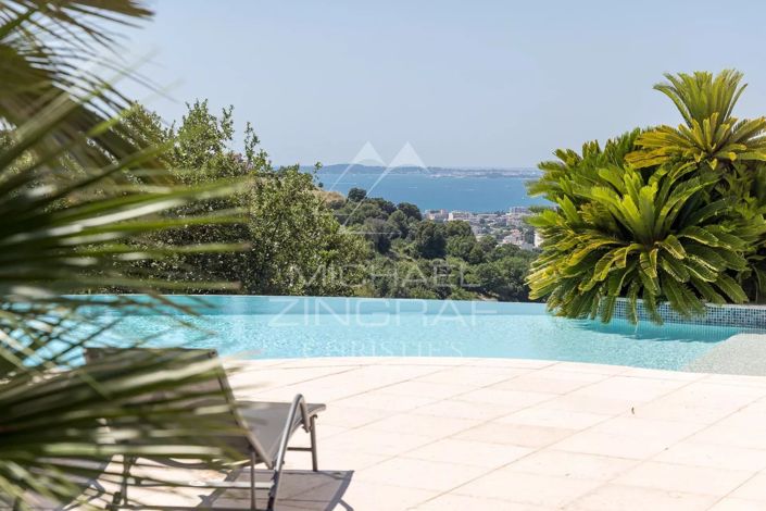 Image No.4-6 Bed House for sale