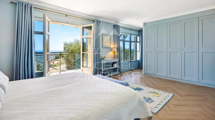 Image No.10-5 Bed House for sale