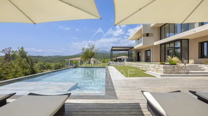 Image No.15-5 Bed House for sale