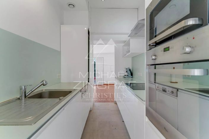 Image No.9-2 Bed House for sale