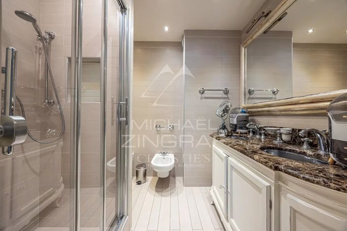 Image No.13-5 Bed Apartment for sale