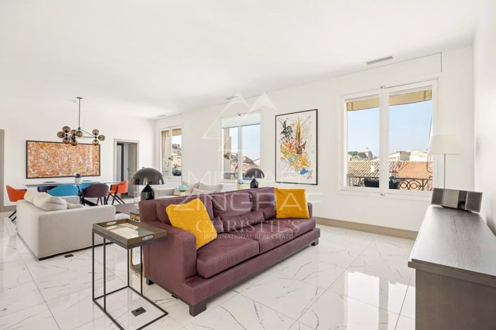 Image No.3-3 Bed Apartment for sale