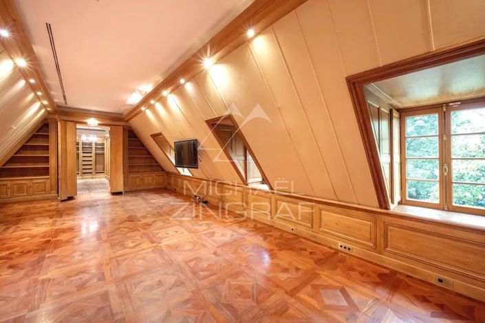 Image No.14-6 Bed Property for sale