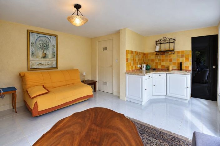Image No.22-4 Bed House for sale