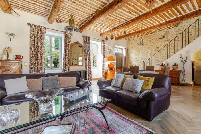 Image No.6-4 Bed House for sale