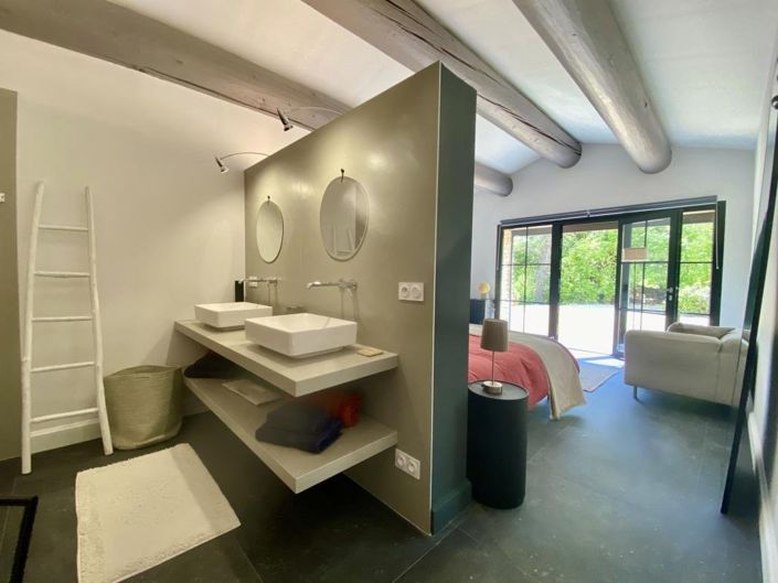 Image No.10-5 Bed House for sale