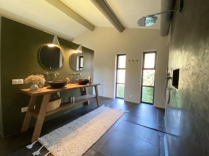 Image No.11-5 Bed House for sale