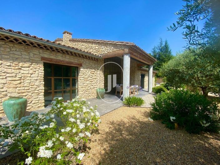 Image No.12-5 Bed House for sale