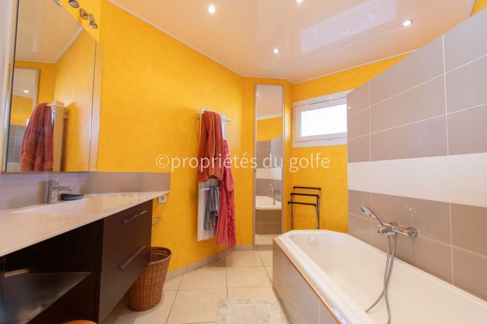 Image No.13-4 Bed House for sale