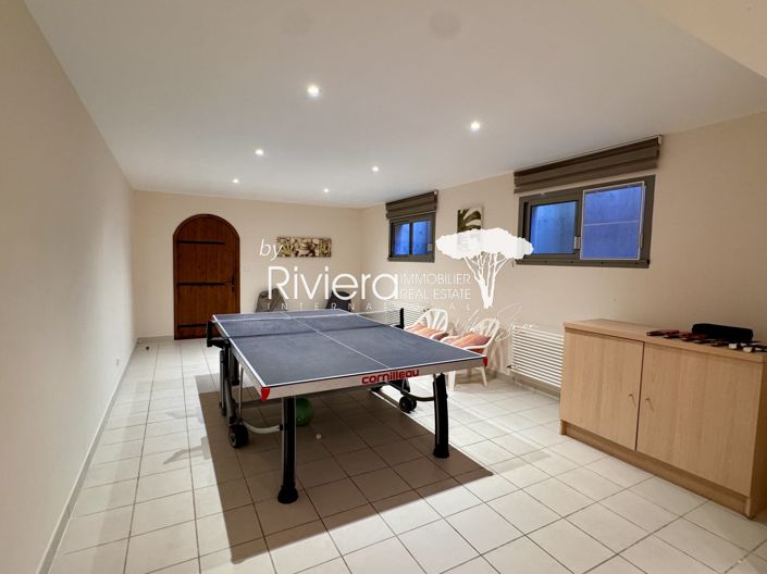 Image No.37-7 Bed House for sale