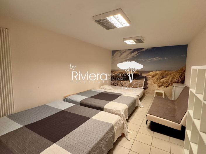 Image No.38-7 Bed House for sale