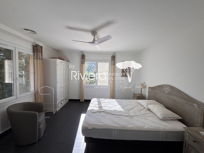 Image No.43-7 Bed House for sale