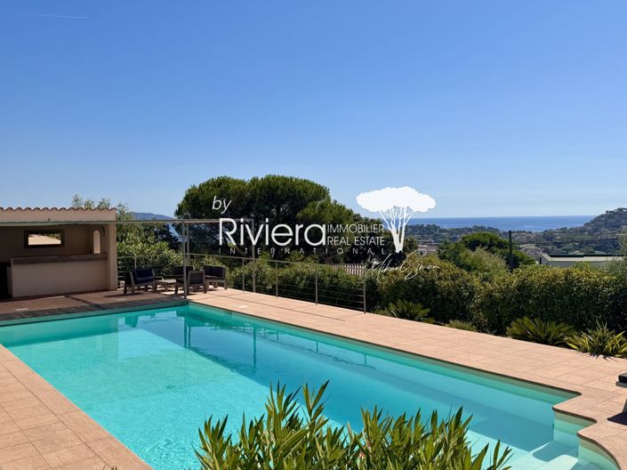 Image No.6-7 Bed House for sale