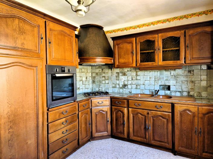 Image No.5-4 Bed House for sale