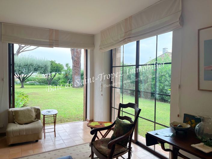 Image No.5-5 Bed House for sale