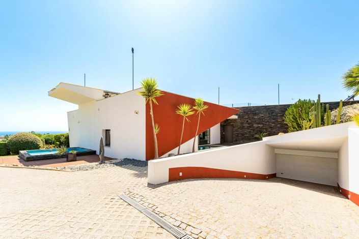 Image No.4-4 Bed House for sale