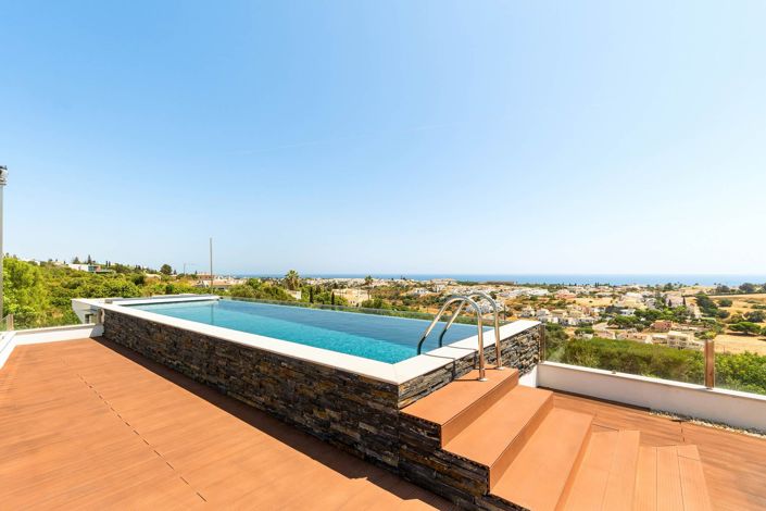 Image No.46-4 Bed House for sale