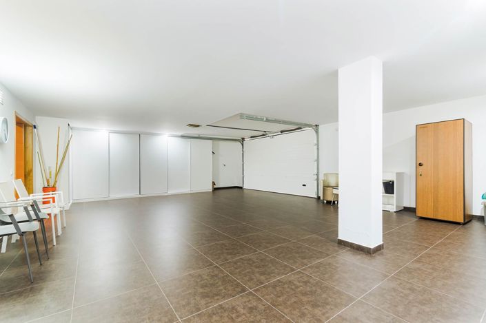 Image No.52-4 Bed House for sale