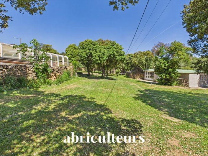 Image No.20-4 Bed House for sale