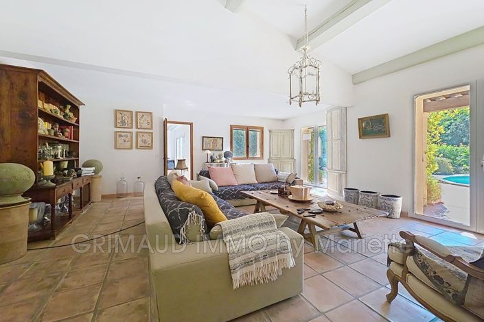 Image No.4-3 Bed House for sale