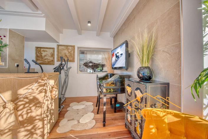 Image No.27-4 Bed House for sale