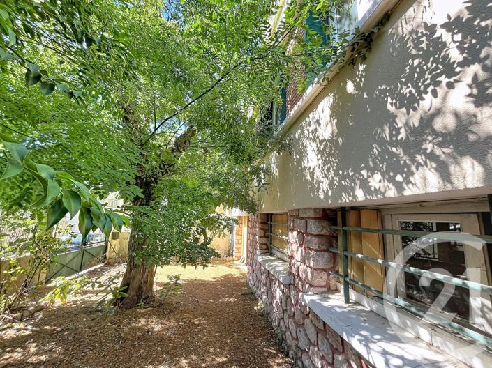 Image No.2-3 Bed House for sale