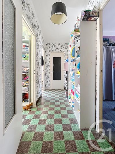 Image No.12-5 Bed House for sale