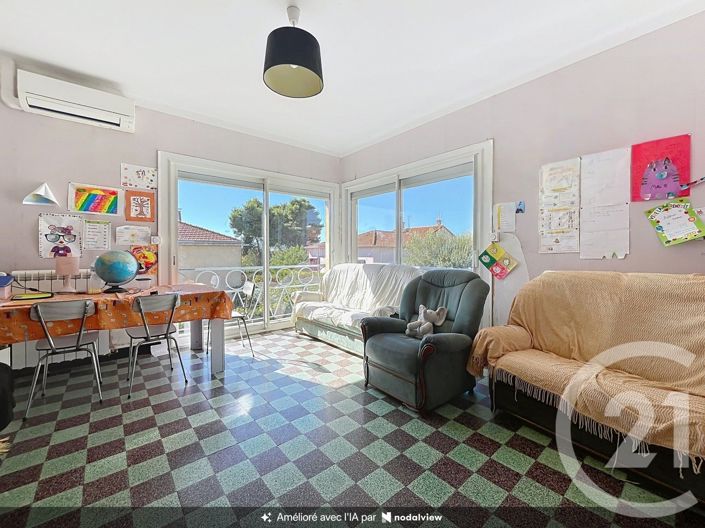 Image No.15-5 Bed House for sale