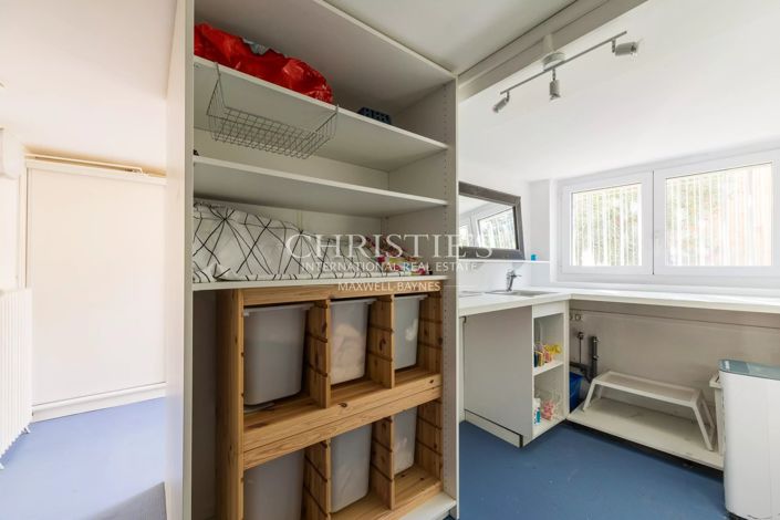 Image No.33-4 Bed House for sale
